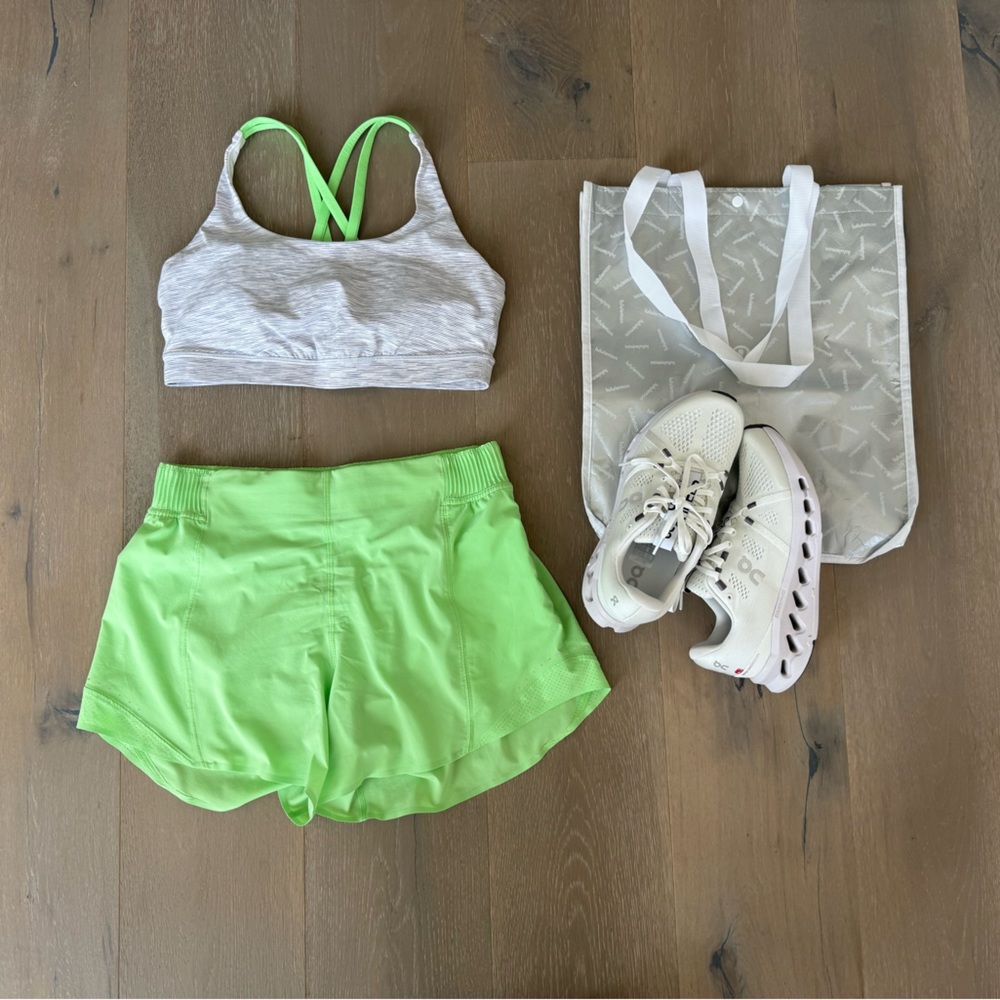 Lululemon hotty hot hr 4” scream green shorts- size 10